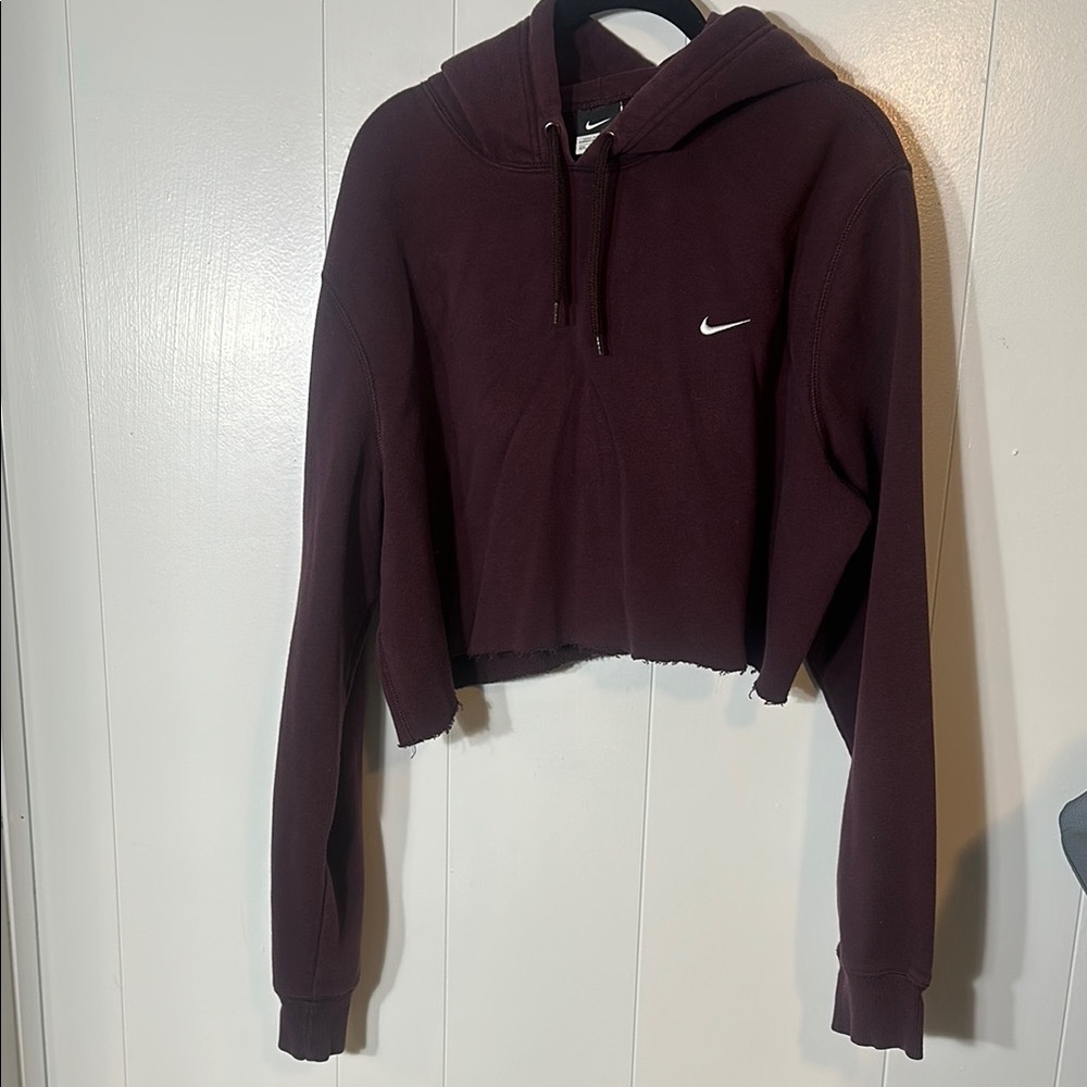 Nike Maroon Cropped Hoodie